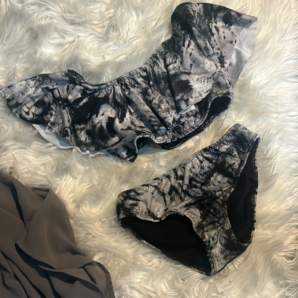 Kids bathing suit set